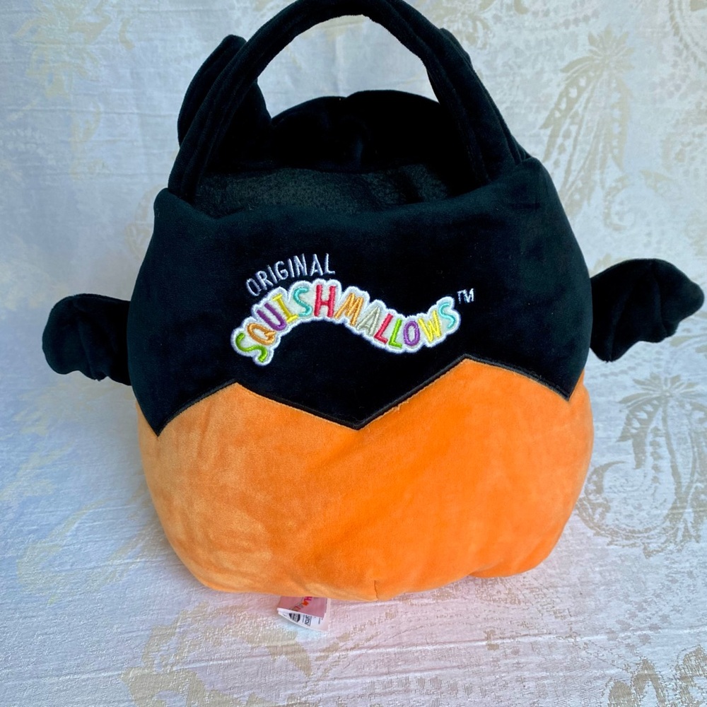 Squishmallows Emily Bat Halloween Treat Pail - Picture 3 of 10